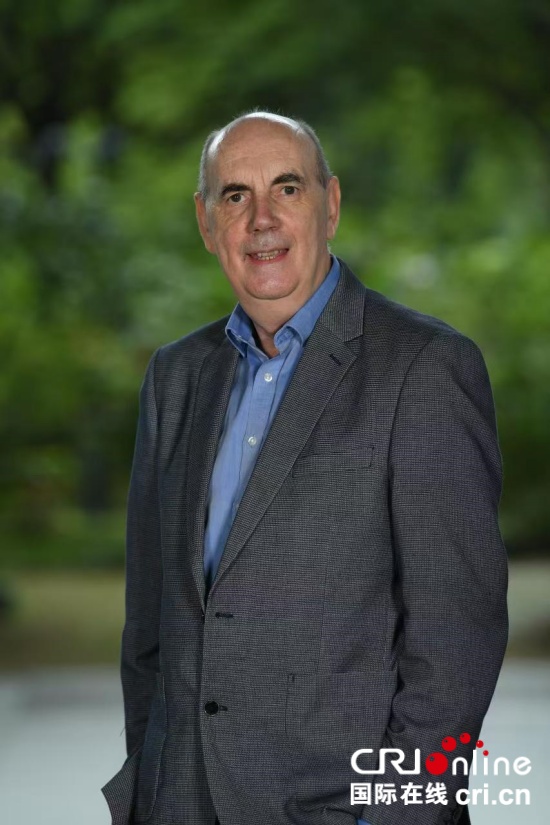 英国专家:期待“十五五”规划助力全球稳定与共赢发展 开拓英中合作新机遇_fororder_微信图片_20251024161435_29_1309